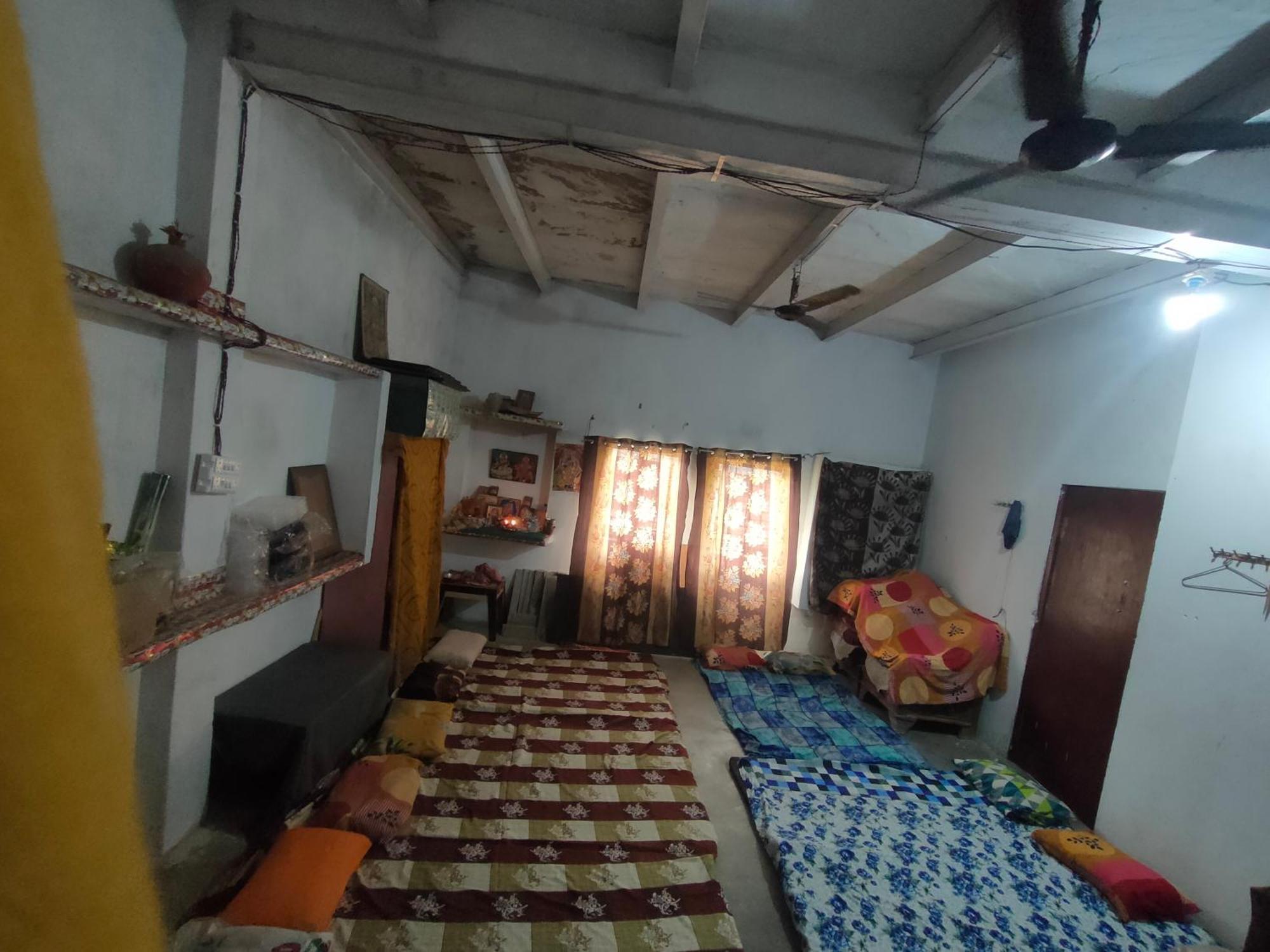 श्री बांके बिहारी सेवा धाम Hotel วรินดาวัน ภายนอก รูปภาพ